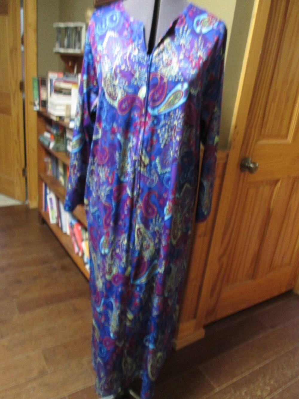 Vtg Collections ETC med loungewear M zip front Robe silky pockets Paisley BOHO M
